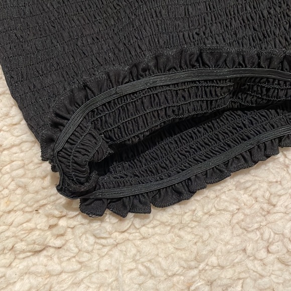 Coco & Ives Off the Shoulder Mini Black Dress / LBD - Picture 6 of 6